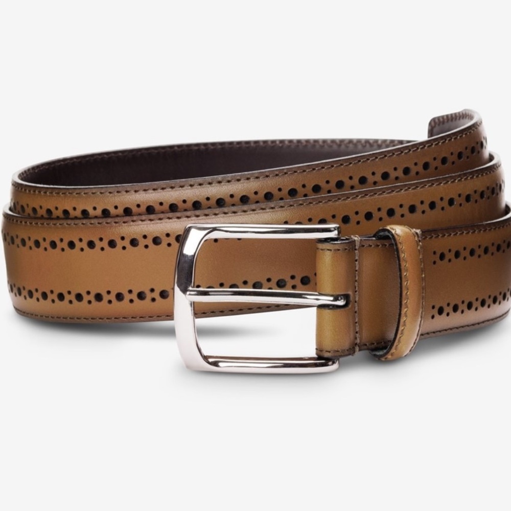 Allen Edmonds Belt size 34
Manistee Dress Belt New with tags